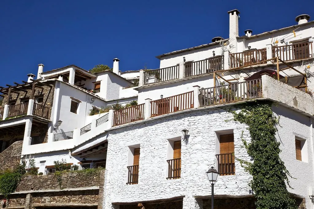 Casa Carole - 3 Bedroom Luxury Apartment Bubion